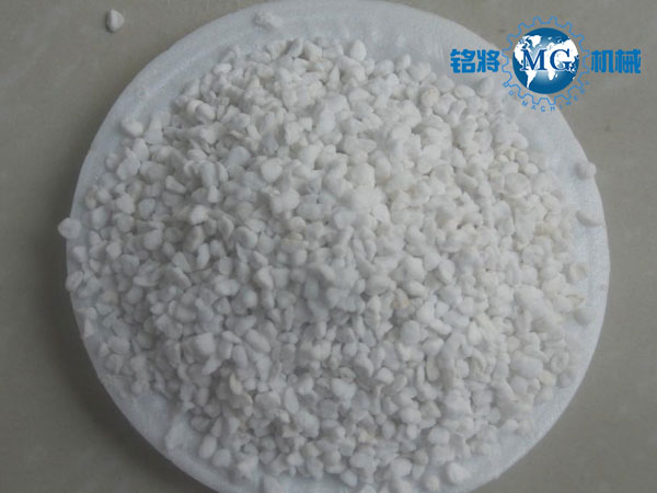 ����ɰ�{�S������b�e����r�Ͳ���΢��